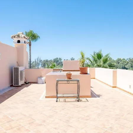 Close To The With A Roof Terrace Appartement