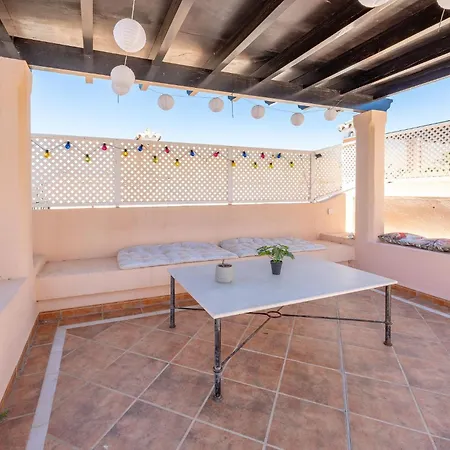 Appartamento Close To The With A Roof Terrace Estepona