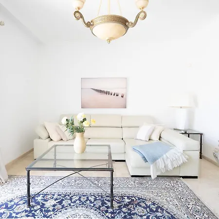Appartamento Close To The With A Roof Terrace Estepona